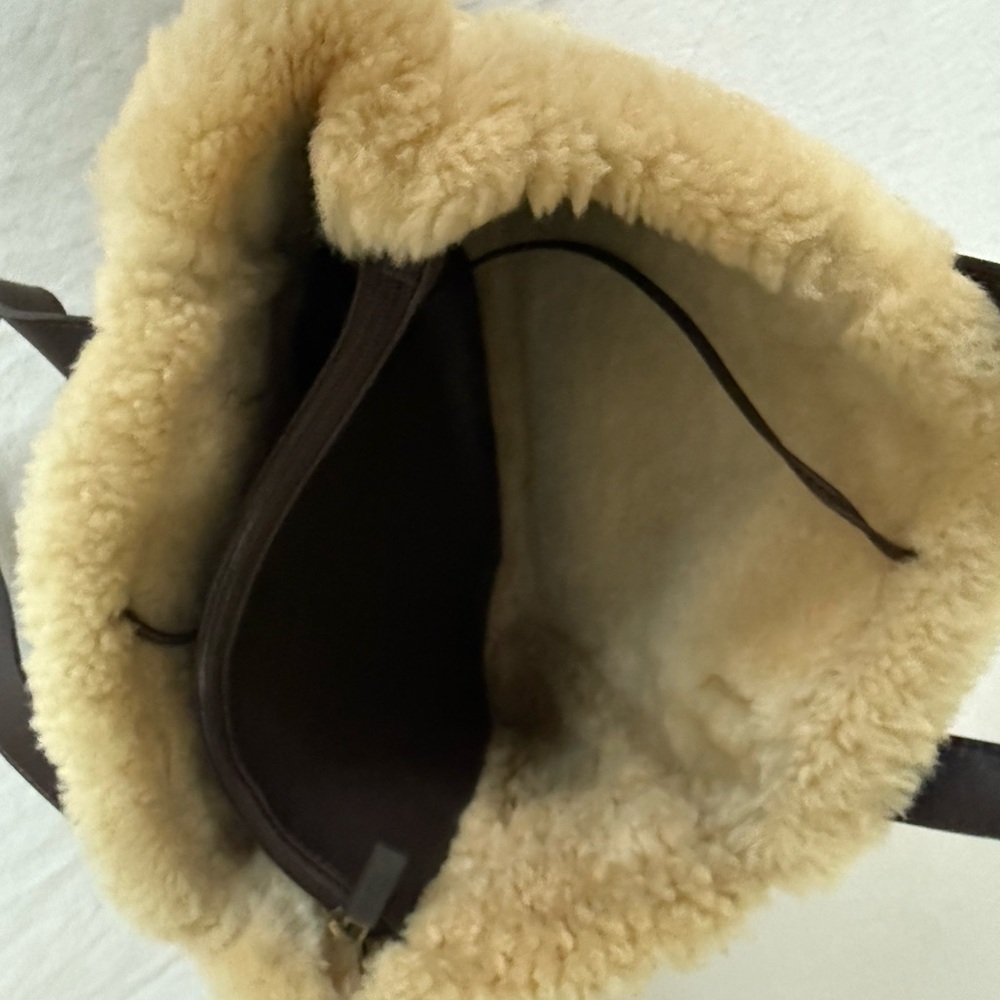 UGG Australia Shearling Suede & Leather Tote — Classic Tan - Picture 4 of 8